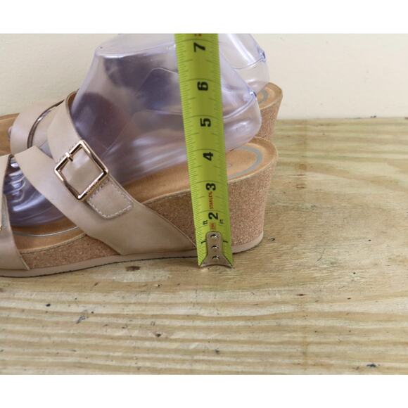 New Aetrex Womens Sandals 10 Brown Beige Leather Wedge Cork Sole Buckle - Picture 6 of 8